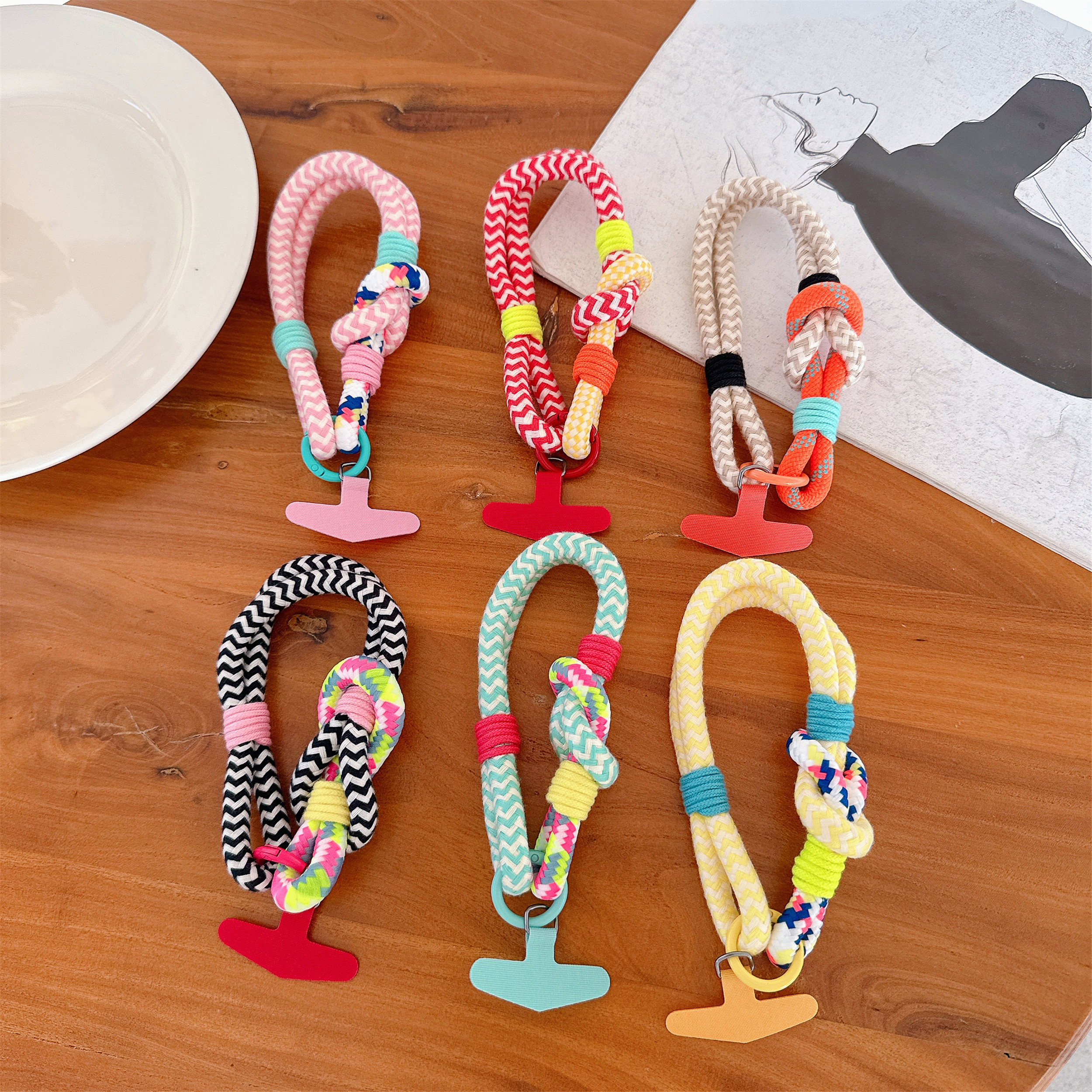 Keychains Contrast Color Key C - Men Keychain Accessories ulasan dan harga